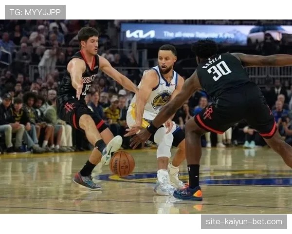 哈利伯顿挡拆主导提升助攻端影响，不同于库里