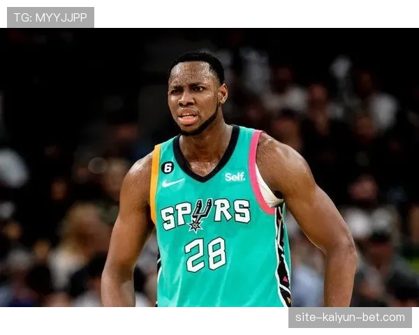 科里森无球掩护提升内线效率